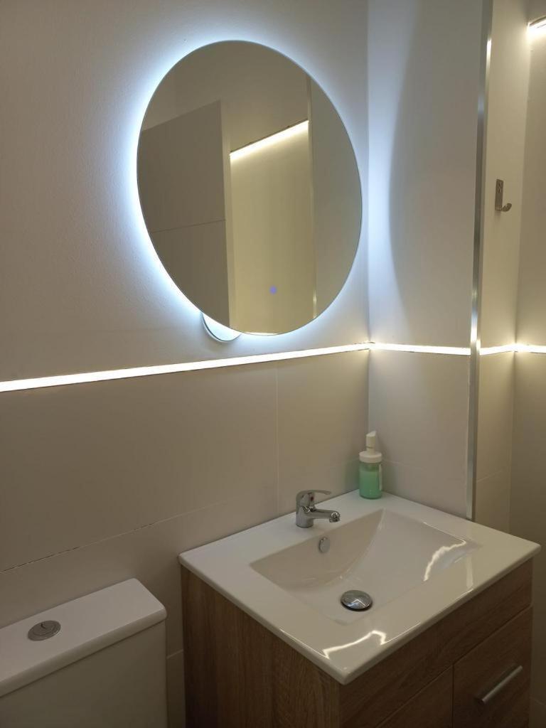 Apartamentos Rocablanca 베니돔 객실 사진